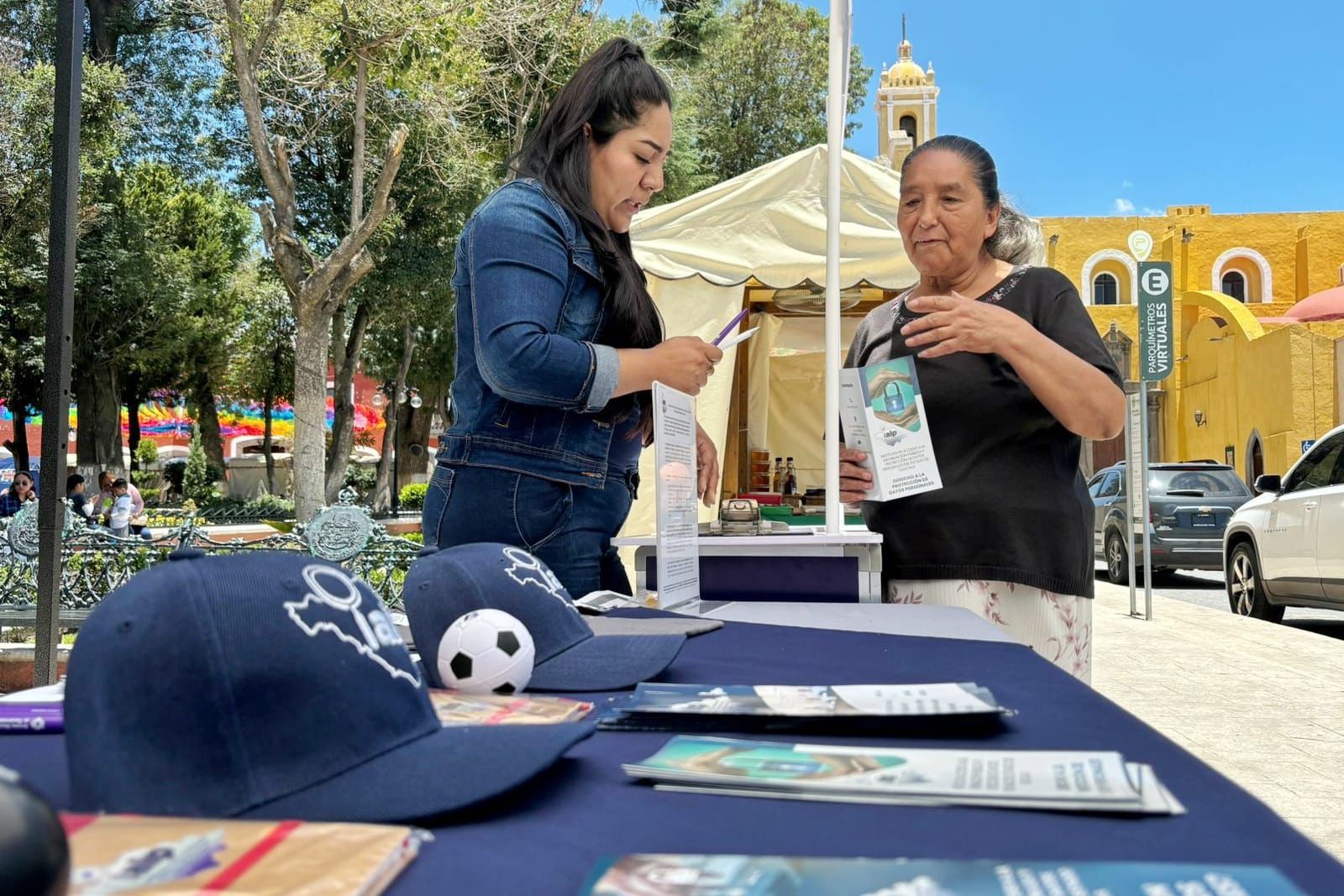 Realiza Iaiptlax jornada informativa en Huamantla